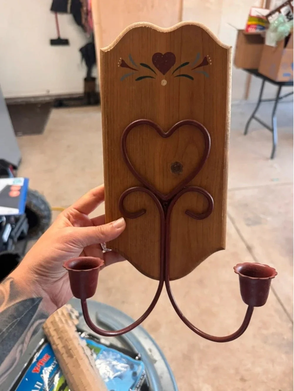 Heart wall sconce